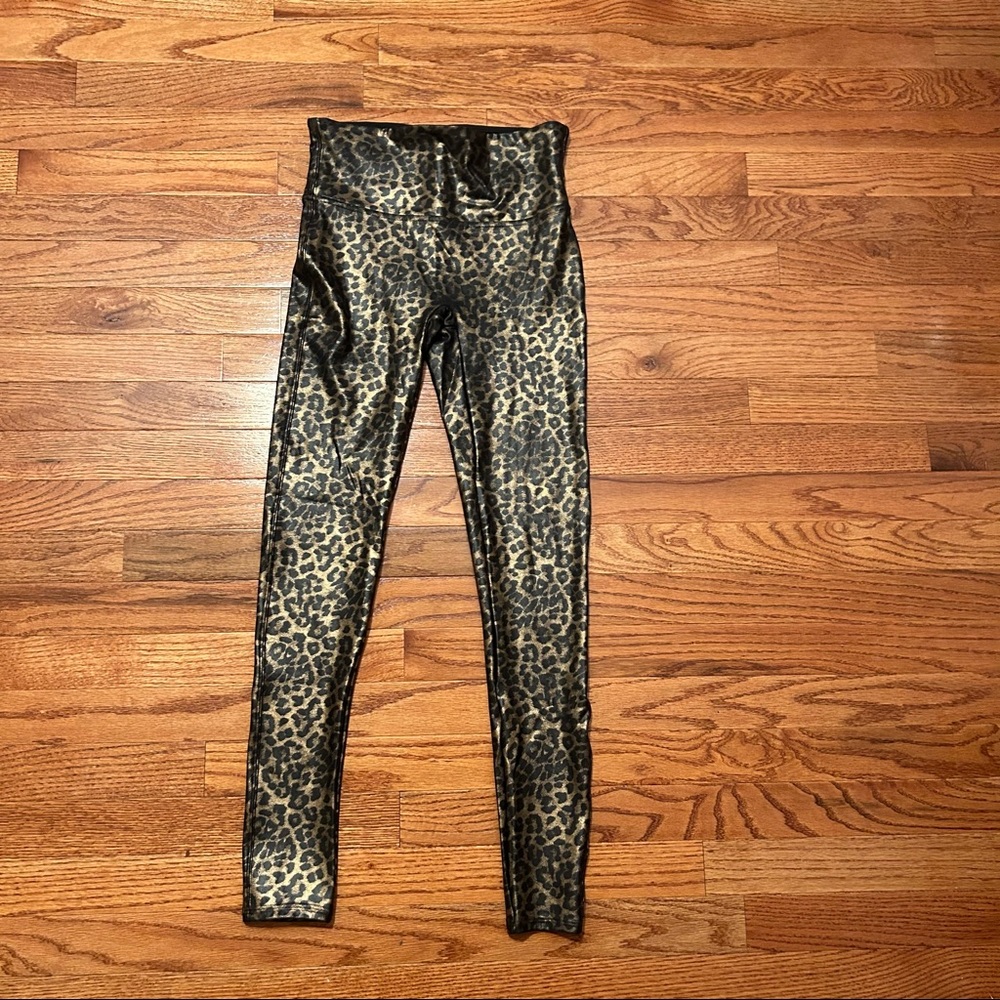 SPANX Women’s size M Leopard Print Leggings - Picture 2 of 6